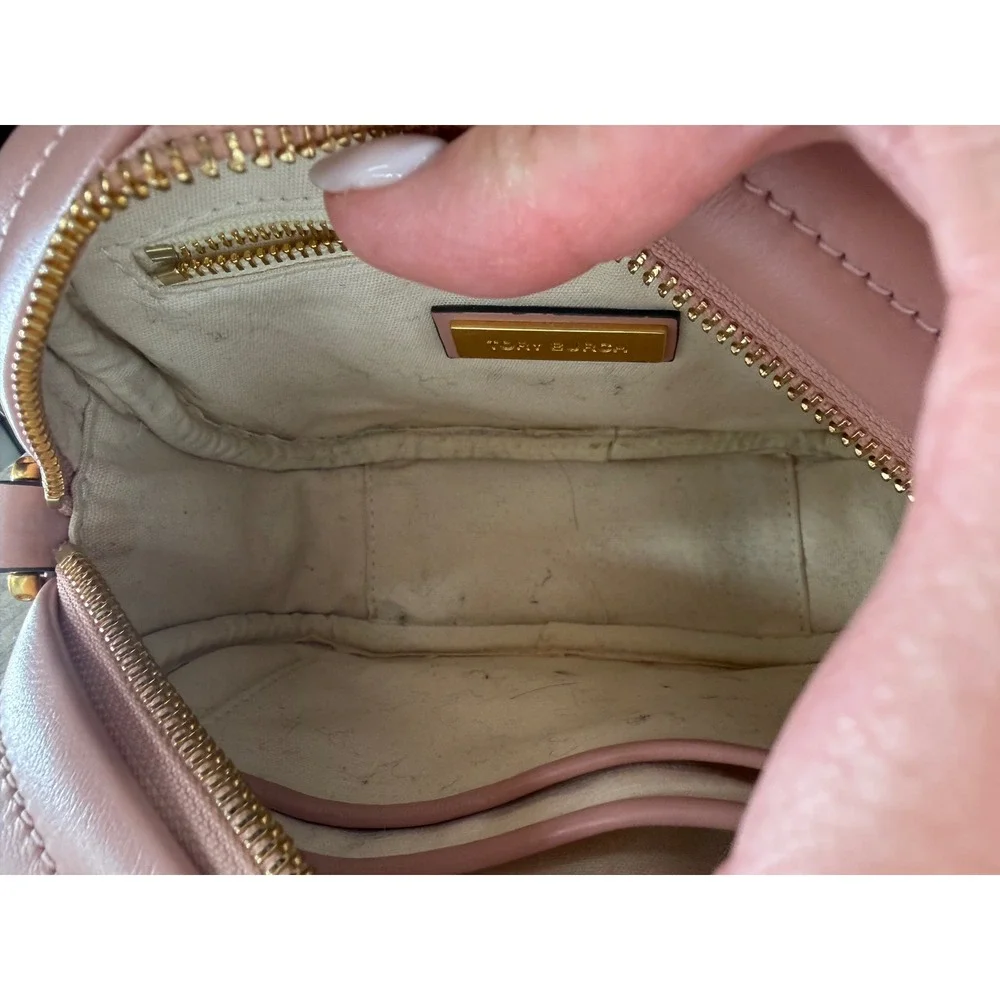 Tory Burch wear leather tory
