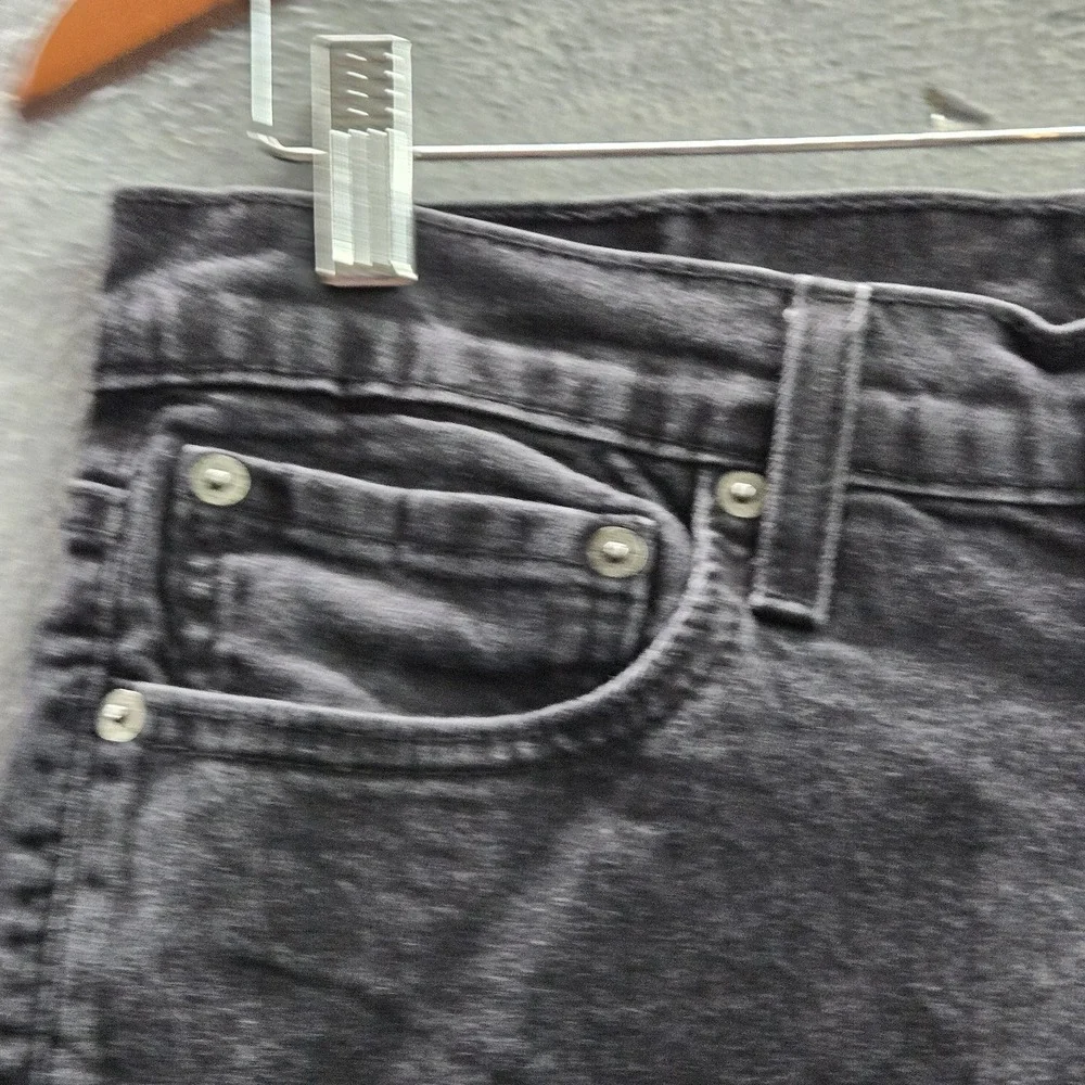 Levis *please carefully