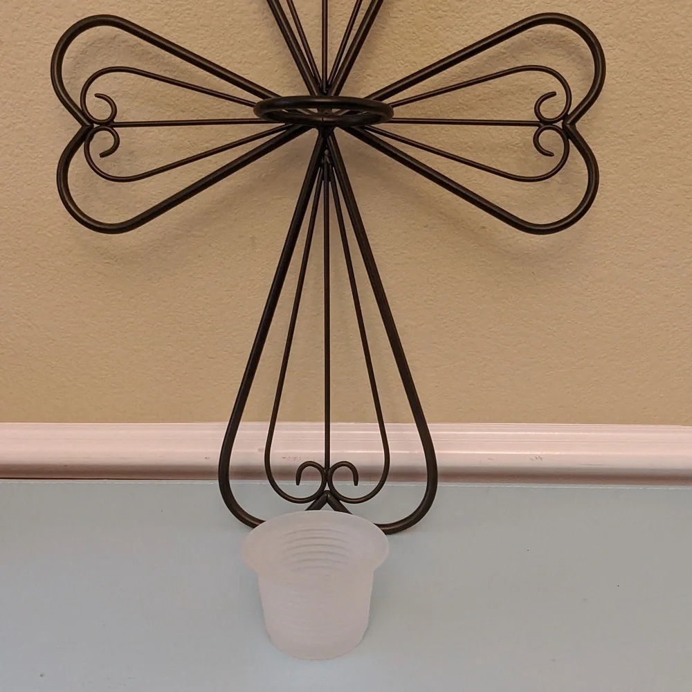 PartyLite metal scroll