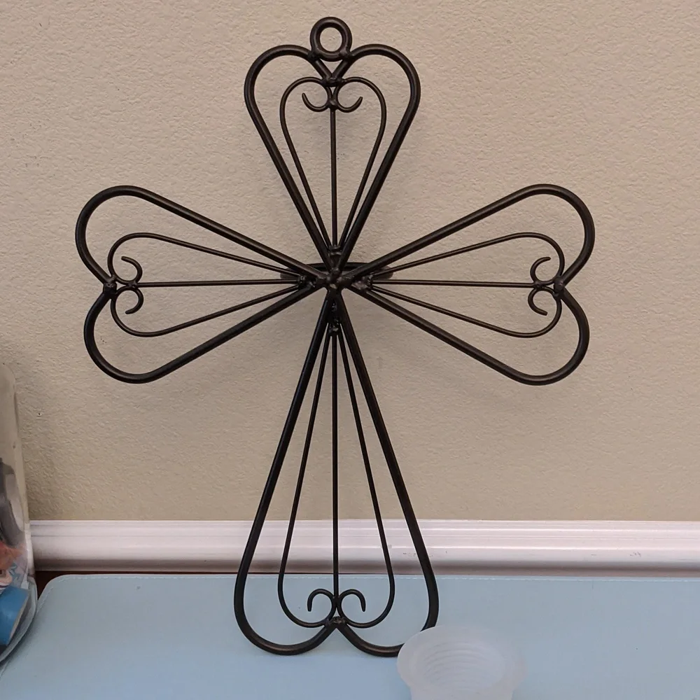 PartyLite metal scroll