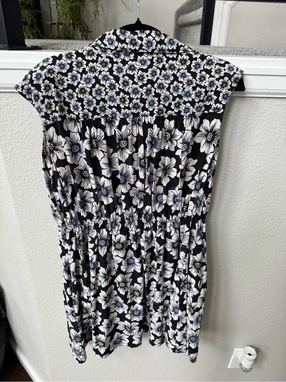 kate spade black and white floral blouse