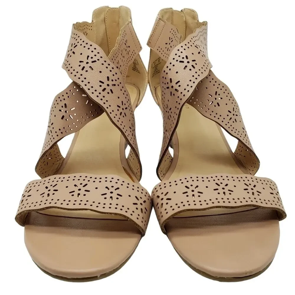 attention jude sandals
