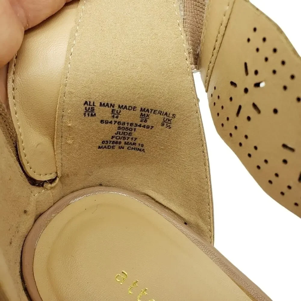 attention jude sandals
