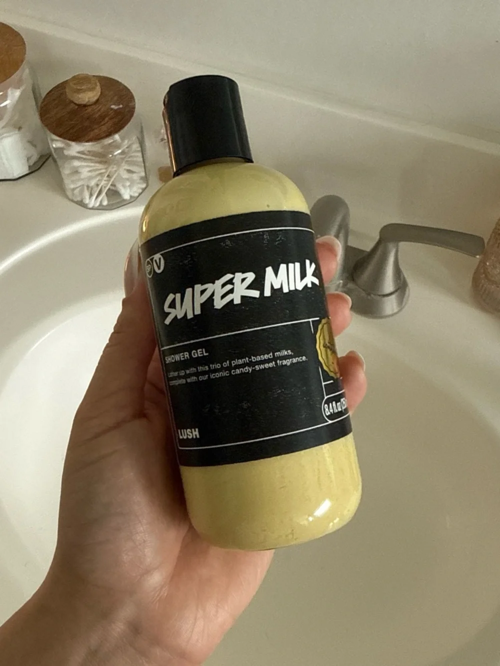 Lush Super Milk Shower Gel -