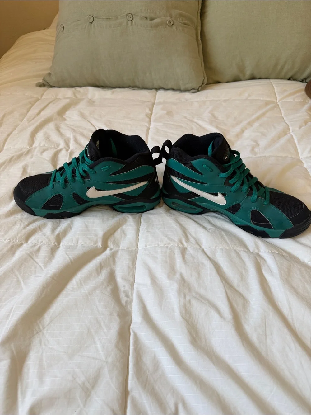 Nike stock date
