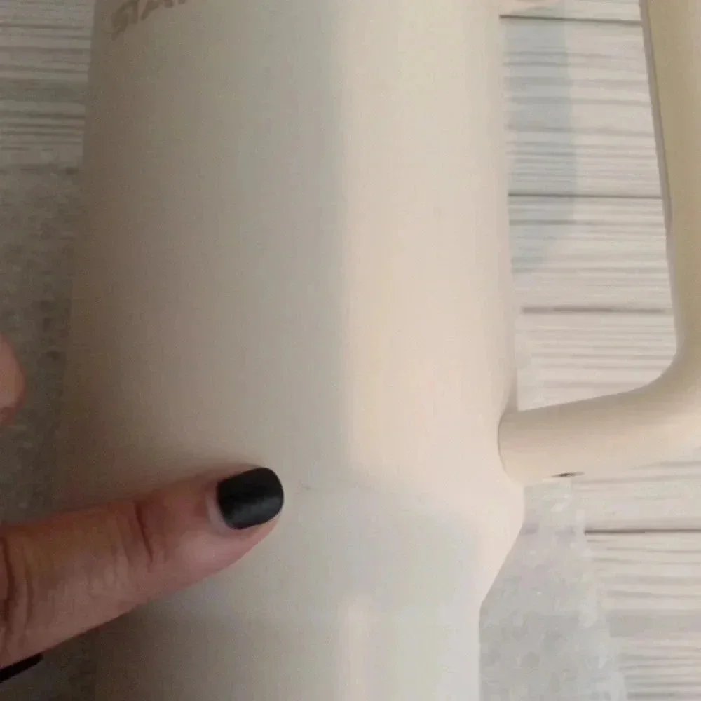 Stanley tumbler 40z