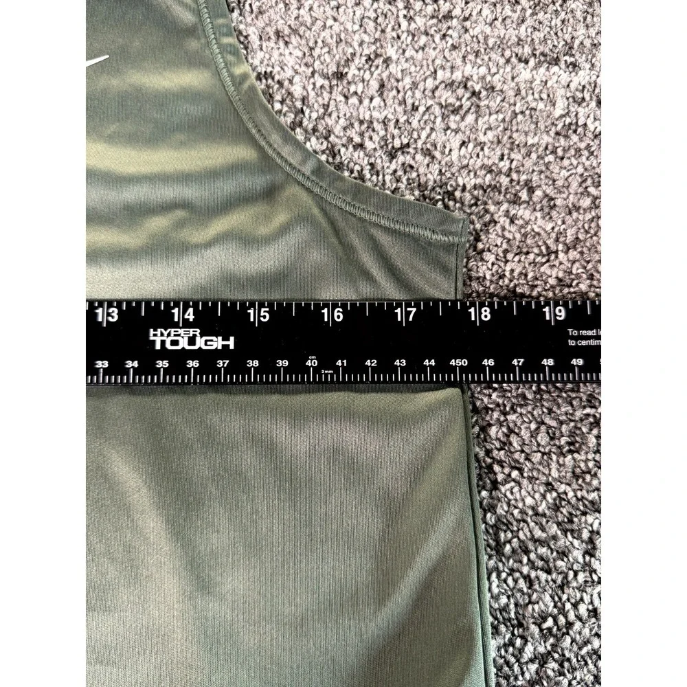 Nike ease lightweight activewear