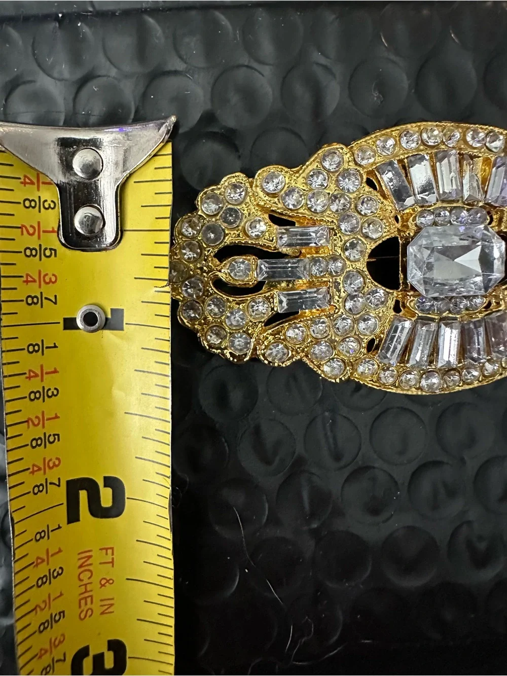 💎 Gold Tone Clear Rhinestone Art Deco Style Statement Brooch Pin Vintage Look