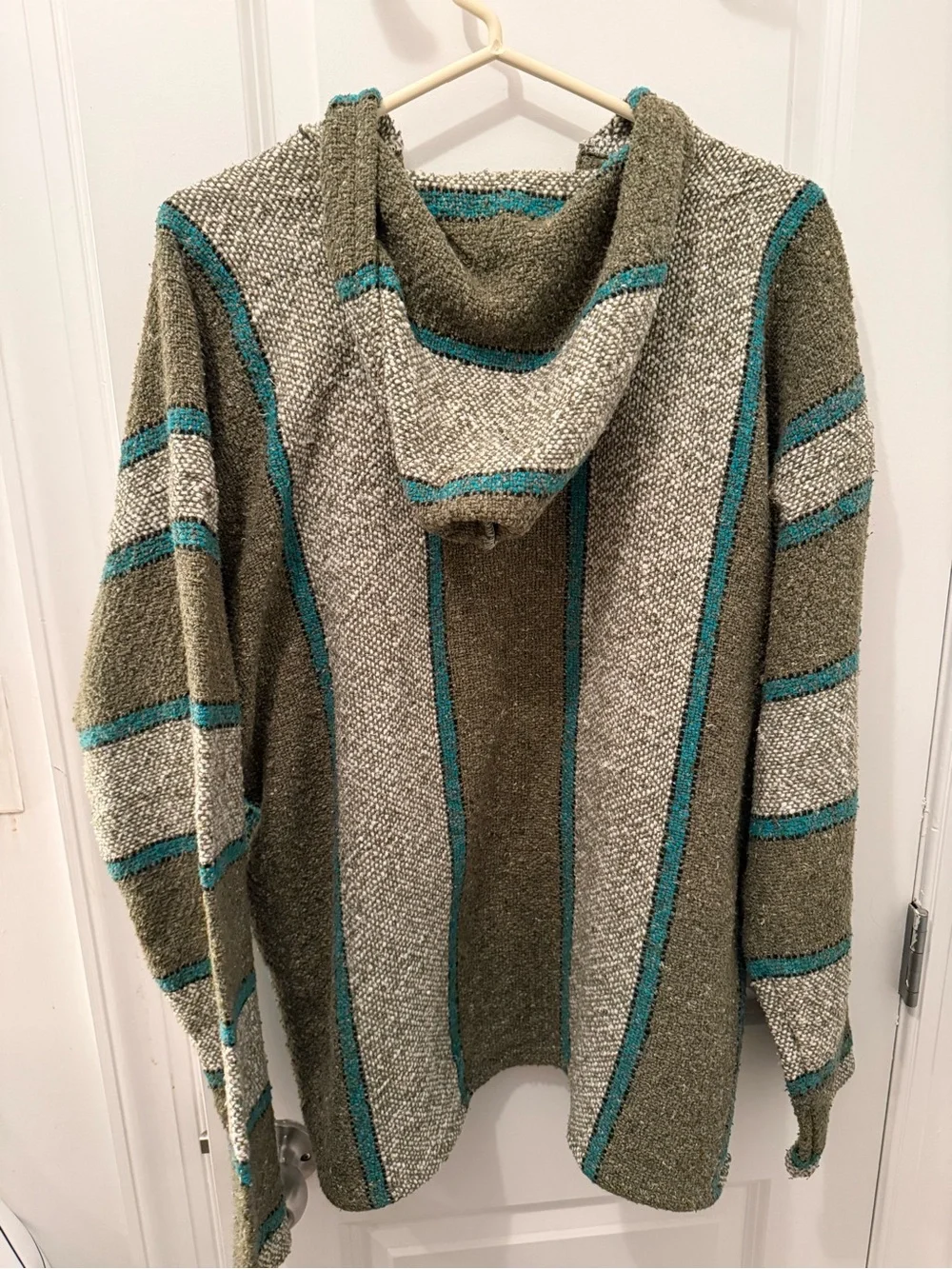 N/A cozy hooded