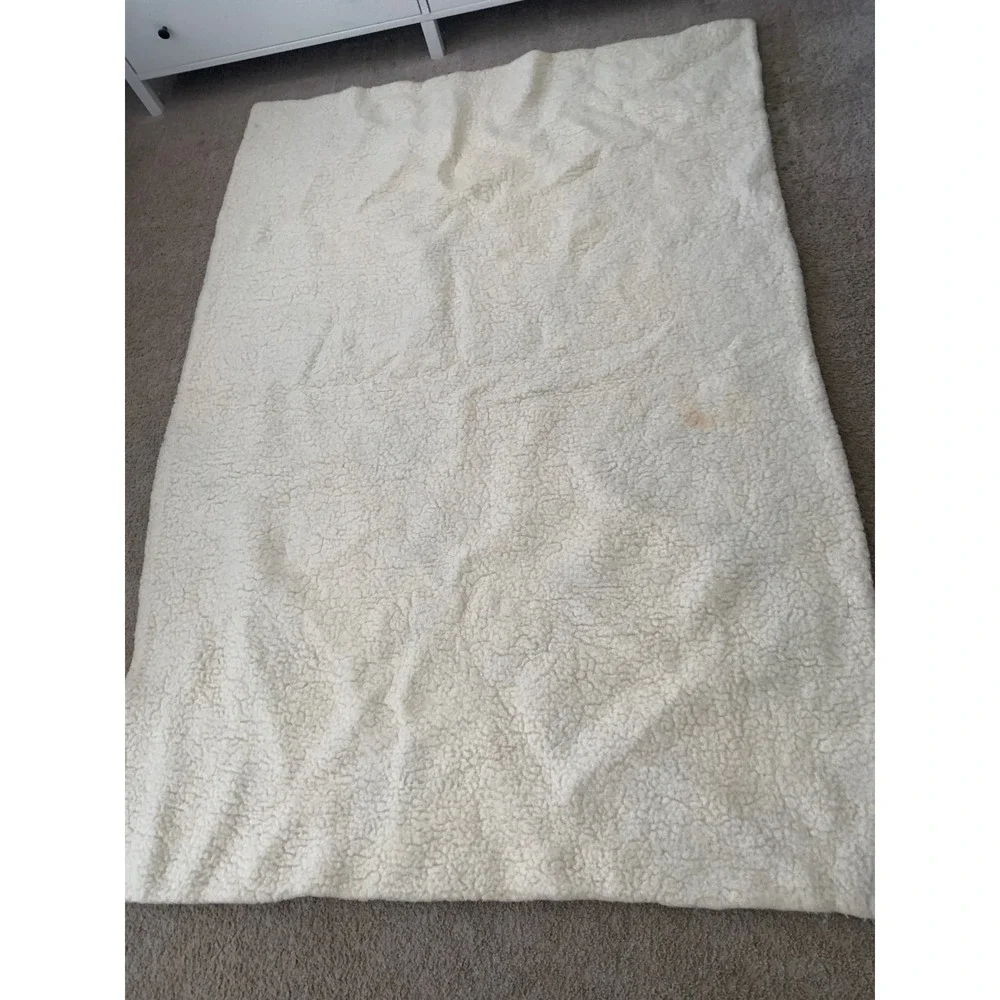 Unbranded cozy sherpa