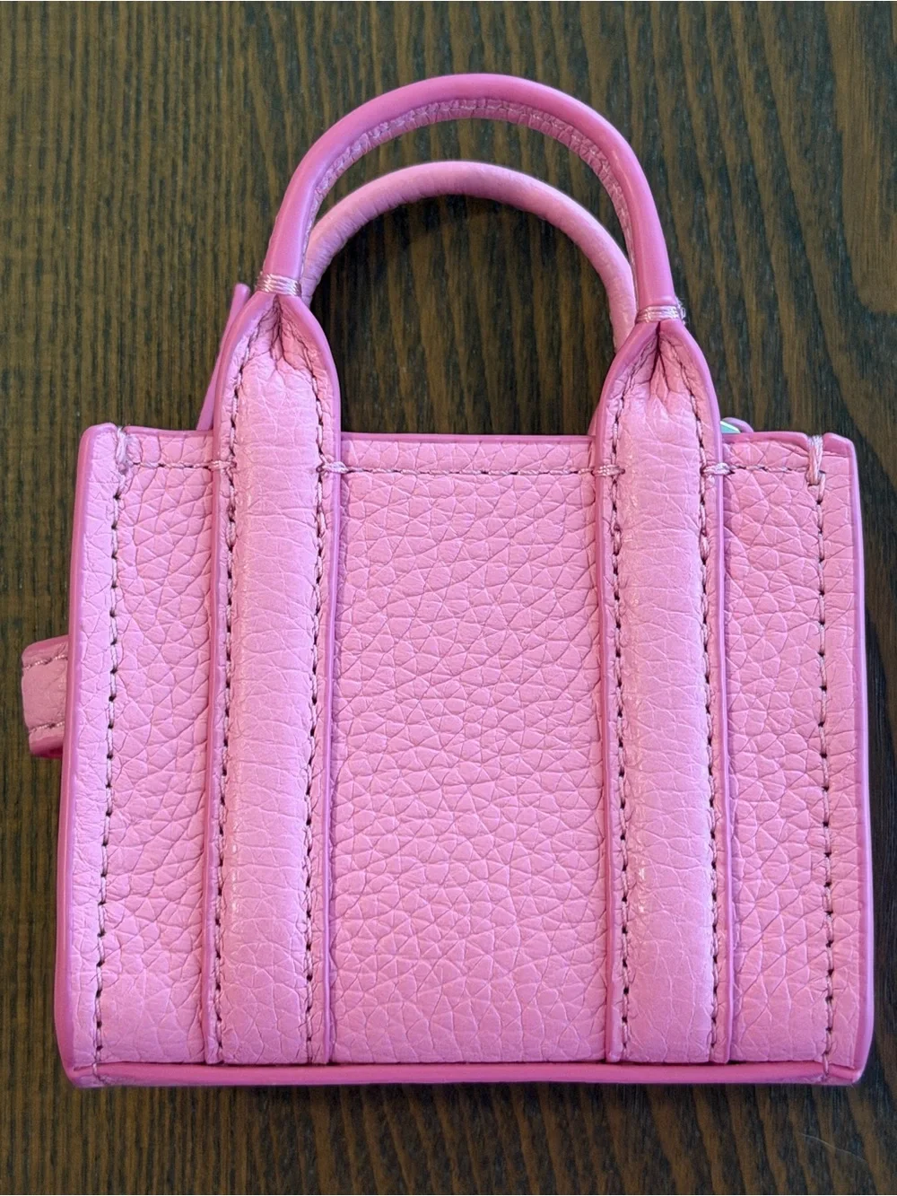 Marc Jacobs compact items