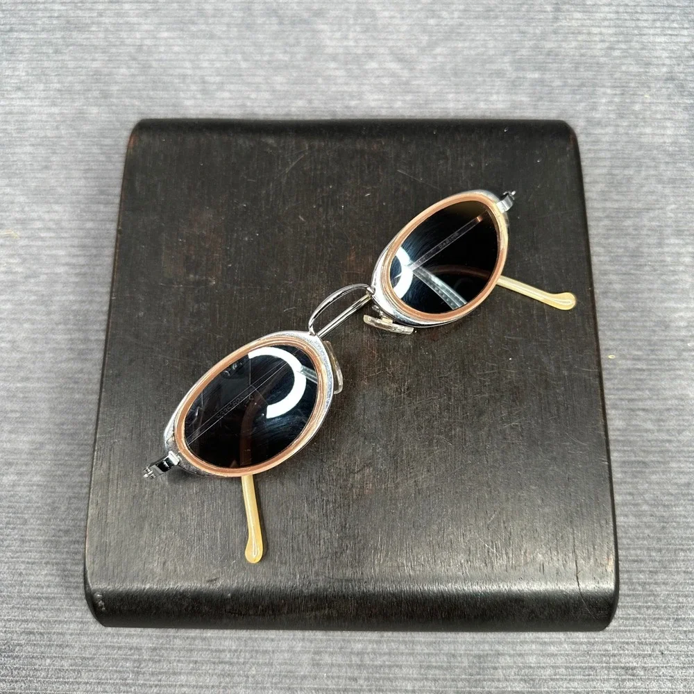 Parim 5335-62 Oval Sunglasses Silver Peach Metal Frame Vintage Y2K Retro Shades