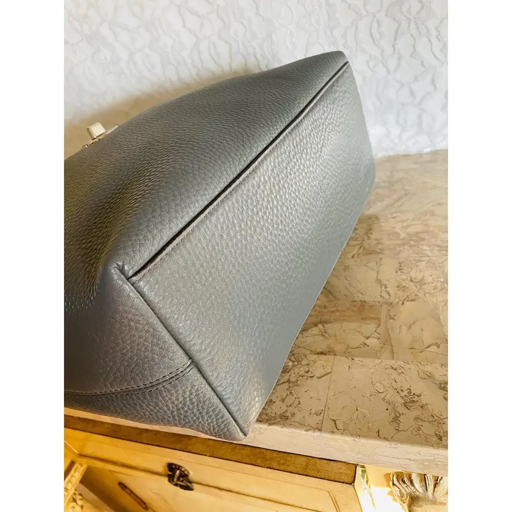 Coach legacy leather