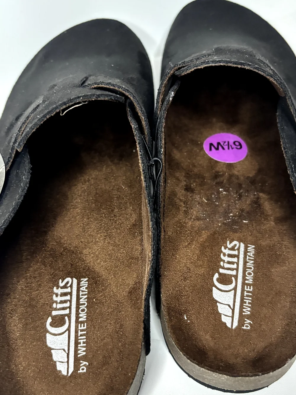 Cliffs by WHITE MOUNTAIN black brown