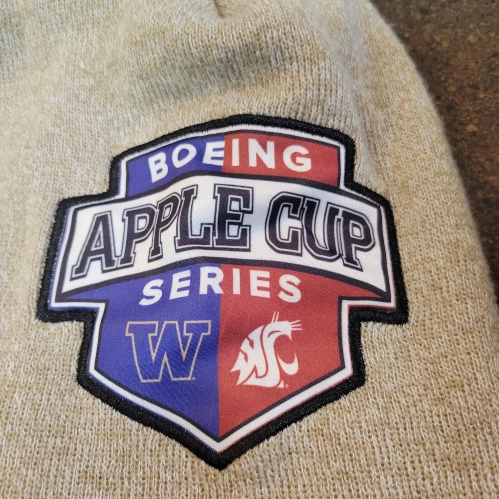 Boeing nfl apple