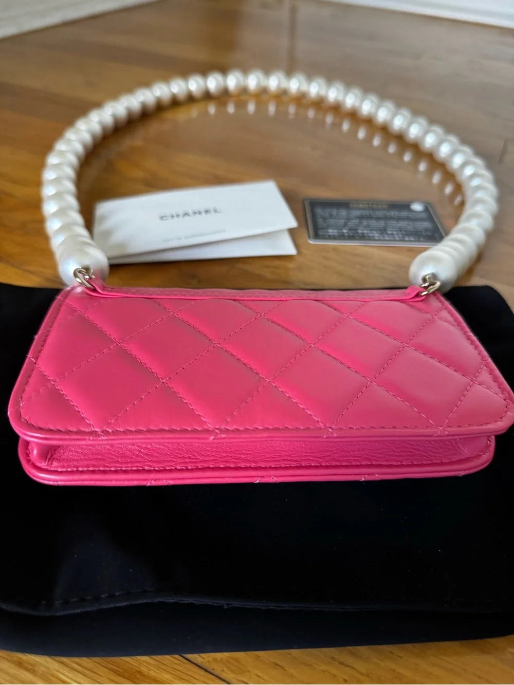 CHANEL compact quilted
