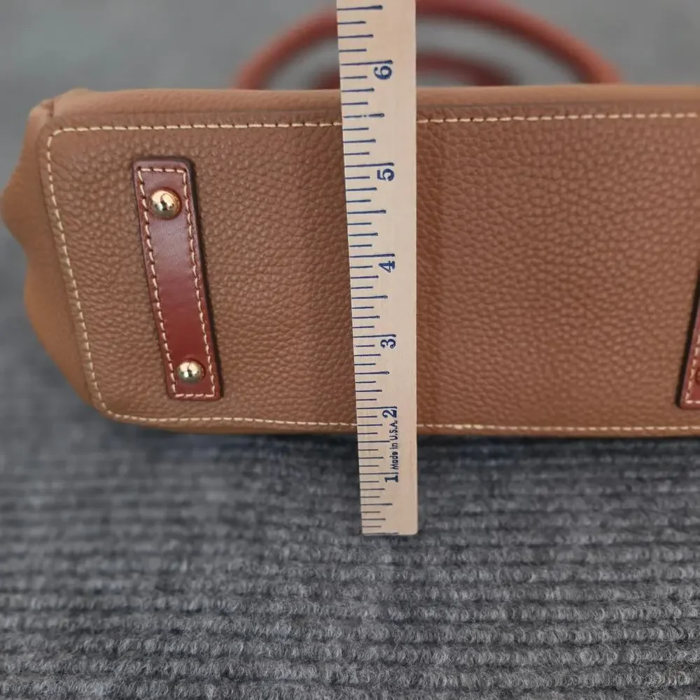 Dooney & Bourke pet trim perfect