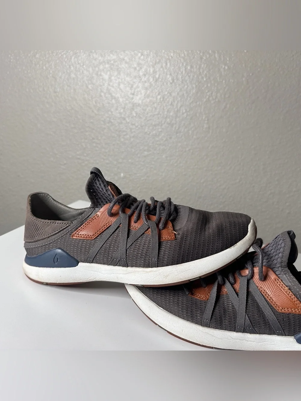 OluKai good used