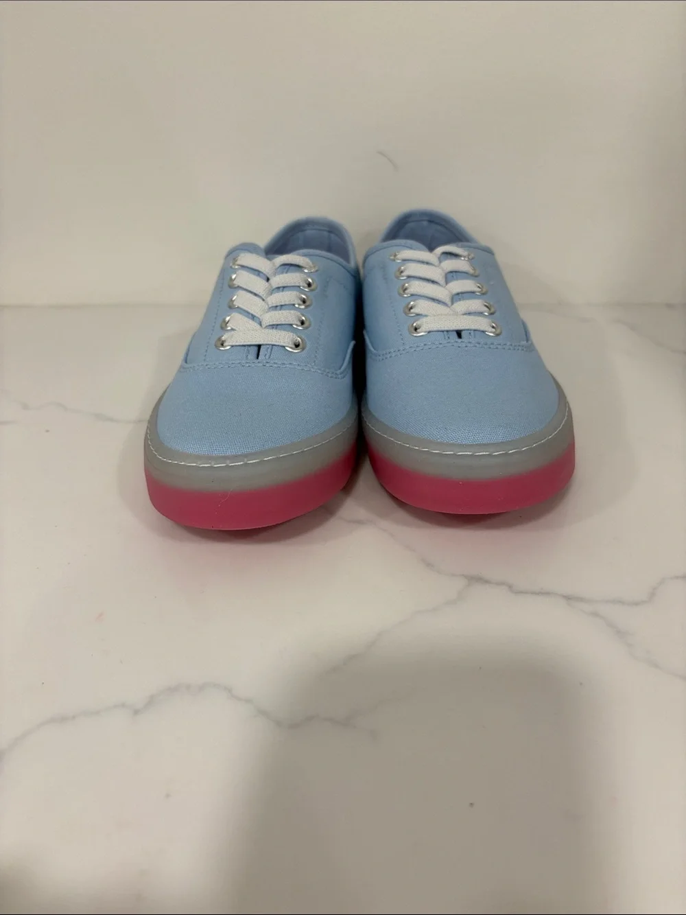Old Navy sneakers size navy