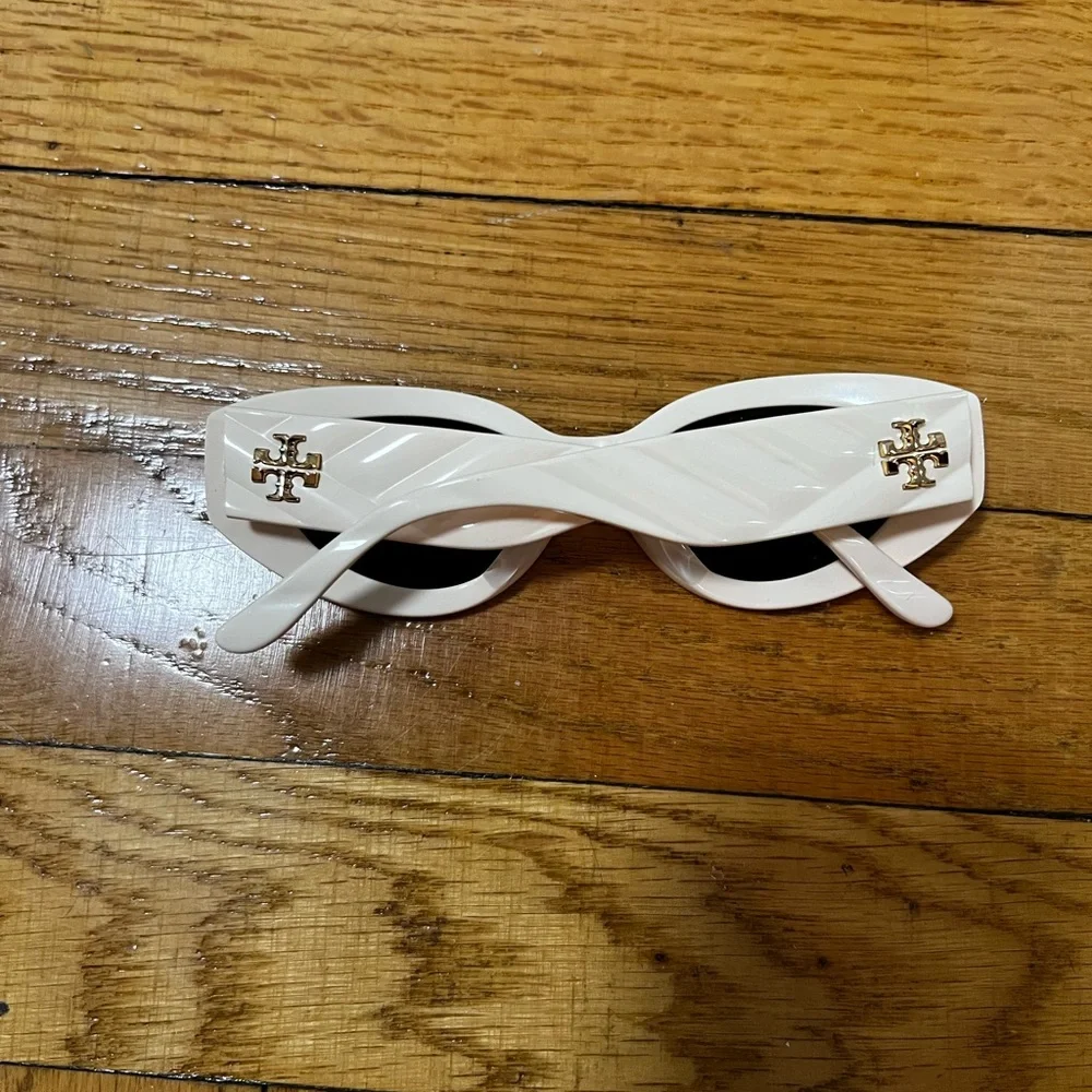 Tory Burch stylish tory
