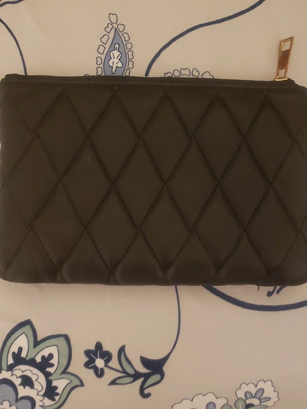 London Fog quilted cosmetic