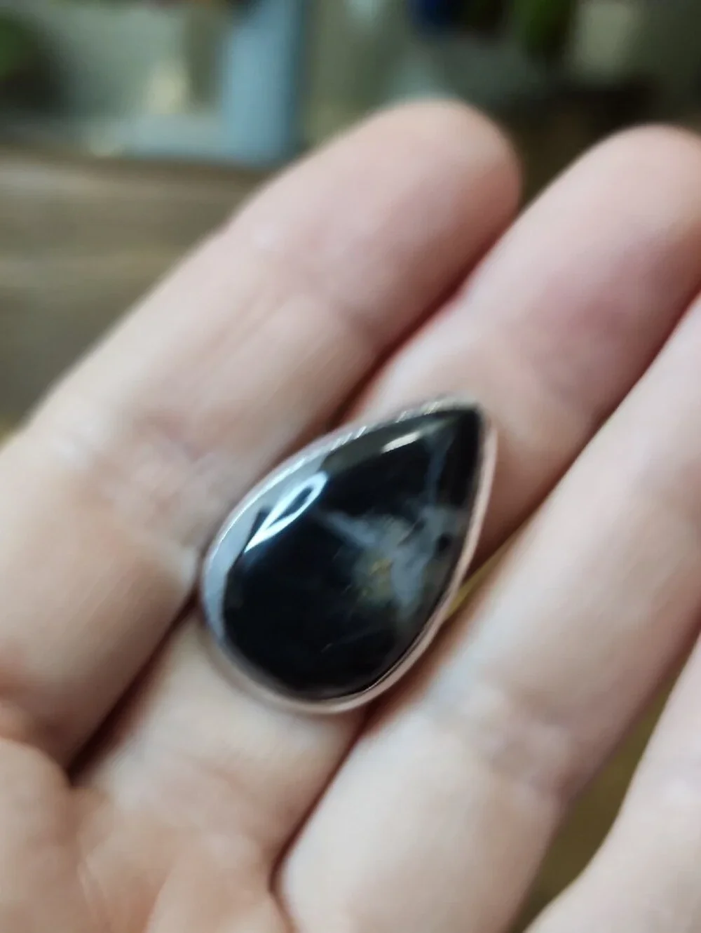 N/A elegant black