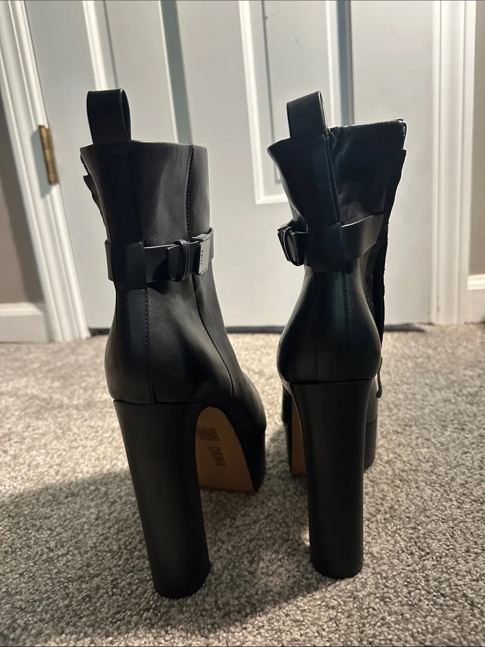 Dkny high platform