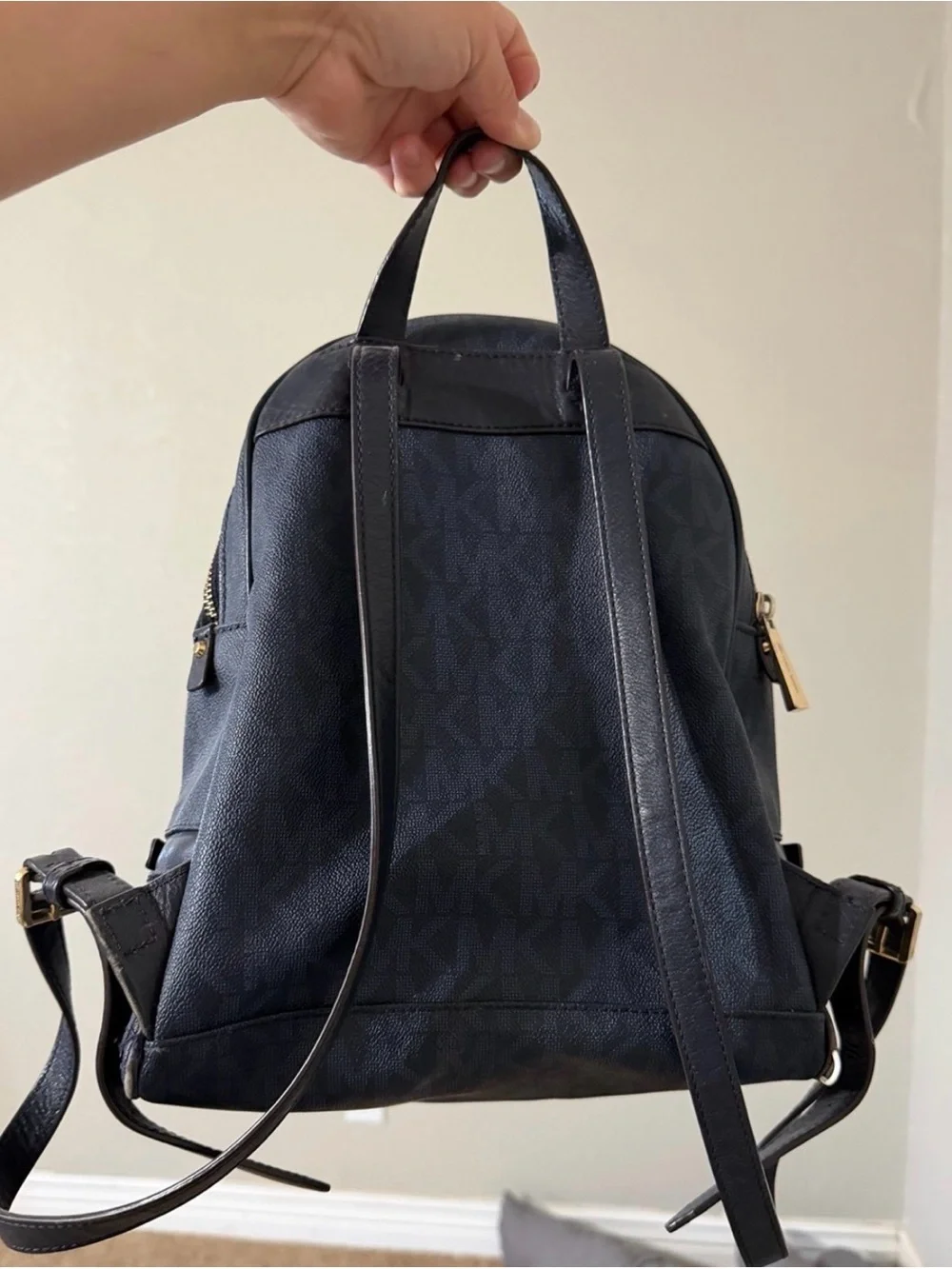 Michael Kors compact michael