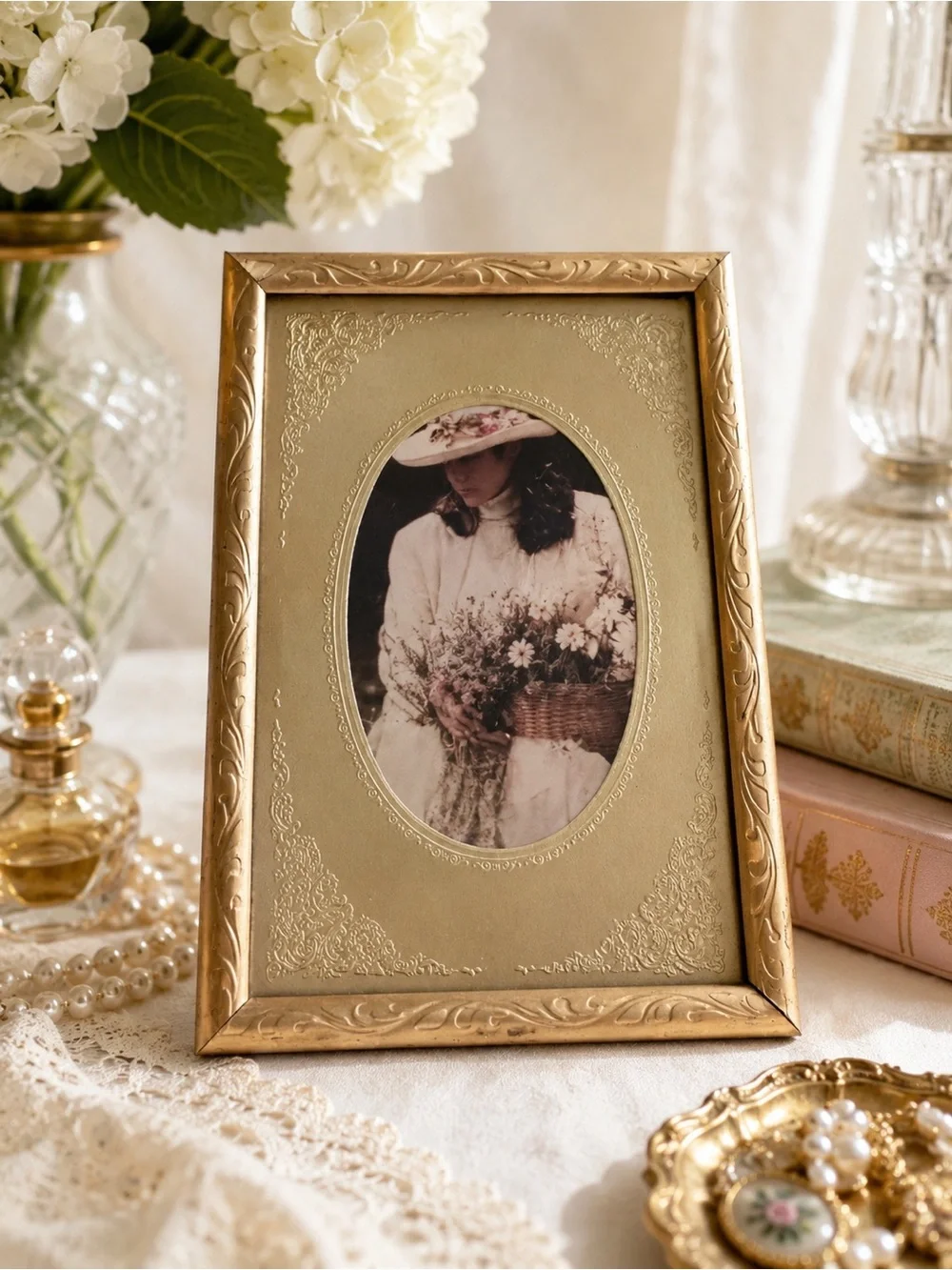 Vintage Gold Ornate Photo Frame Cottagecore Grandmillennial French Decor 3x5