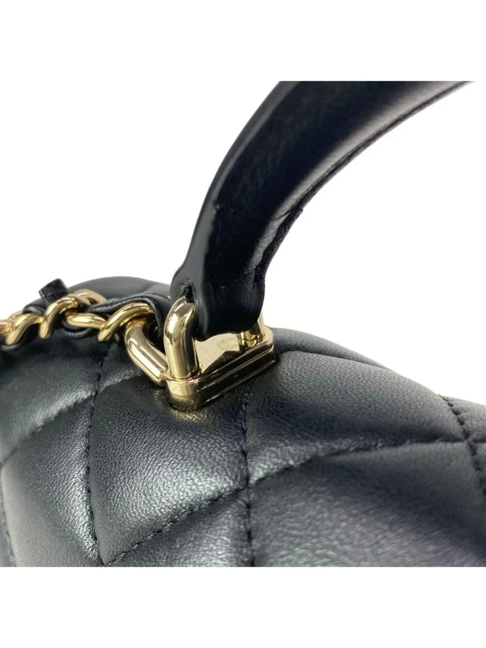 CHANEL brand matelasse