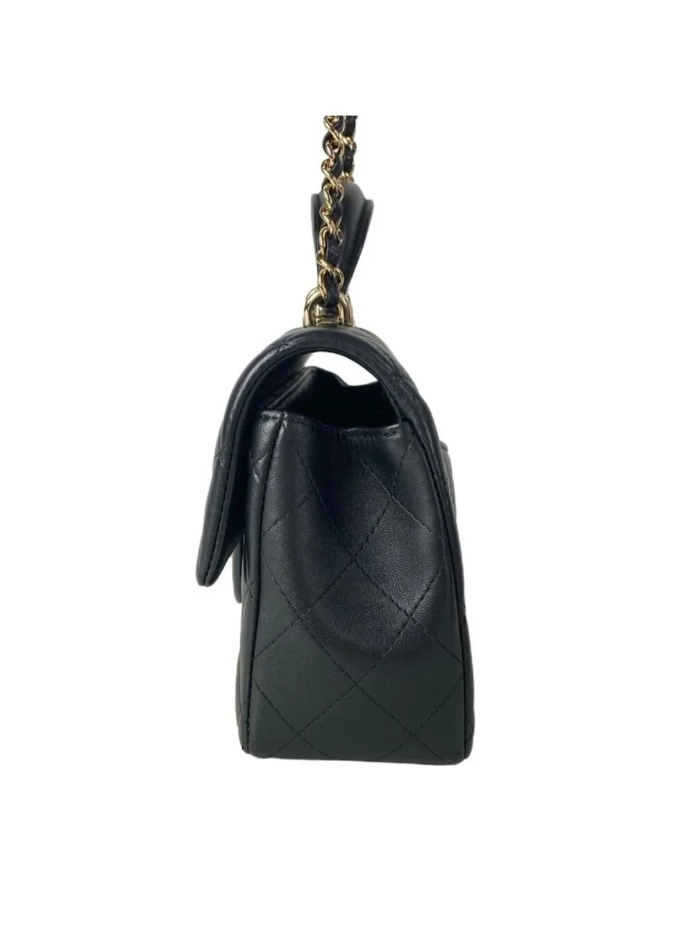 CHANEL brand matelasse