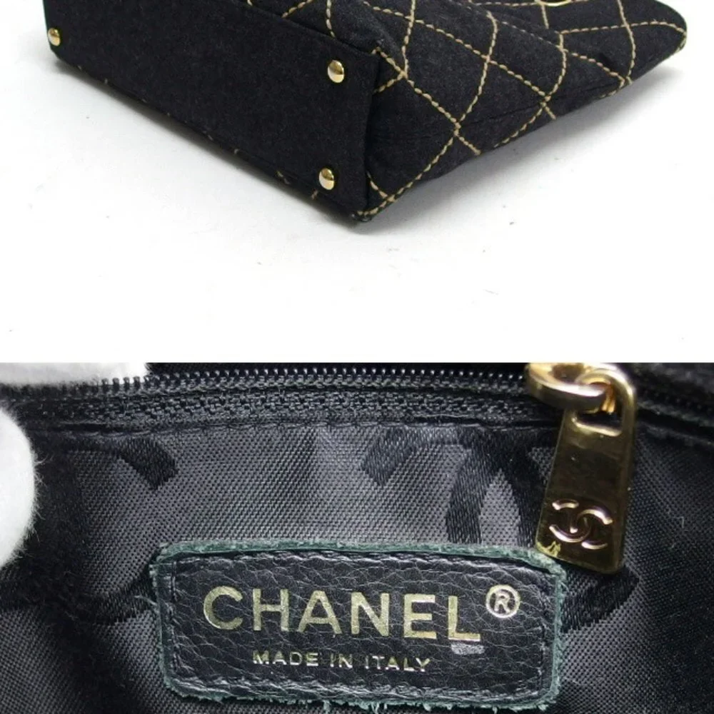 CHANEL black logo