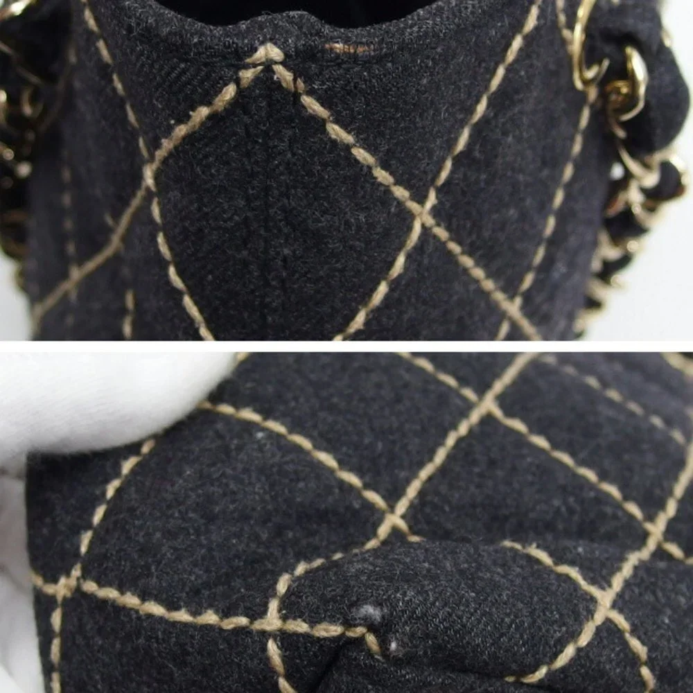 CHANEL black logo
