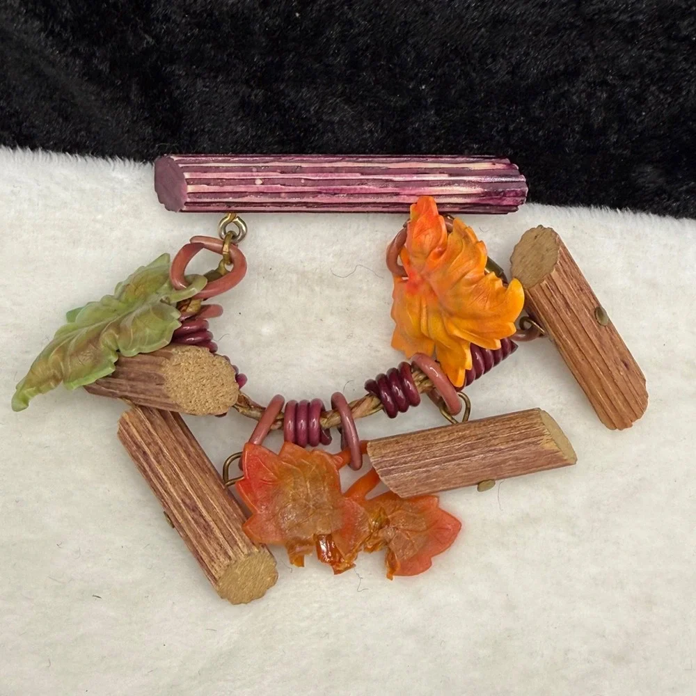 Vintage Hand Crafted Brooch Nature Leaves