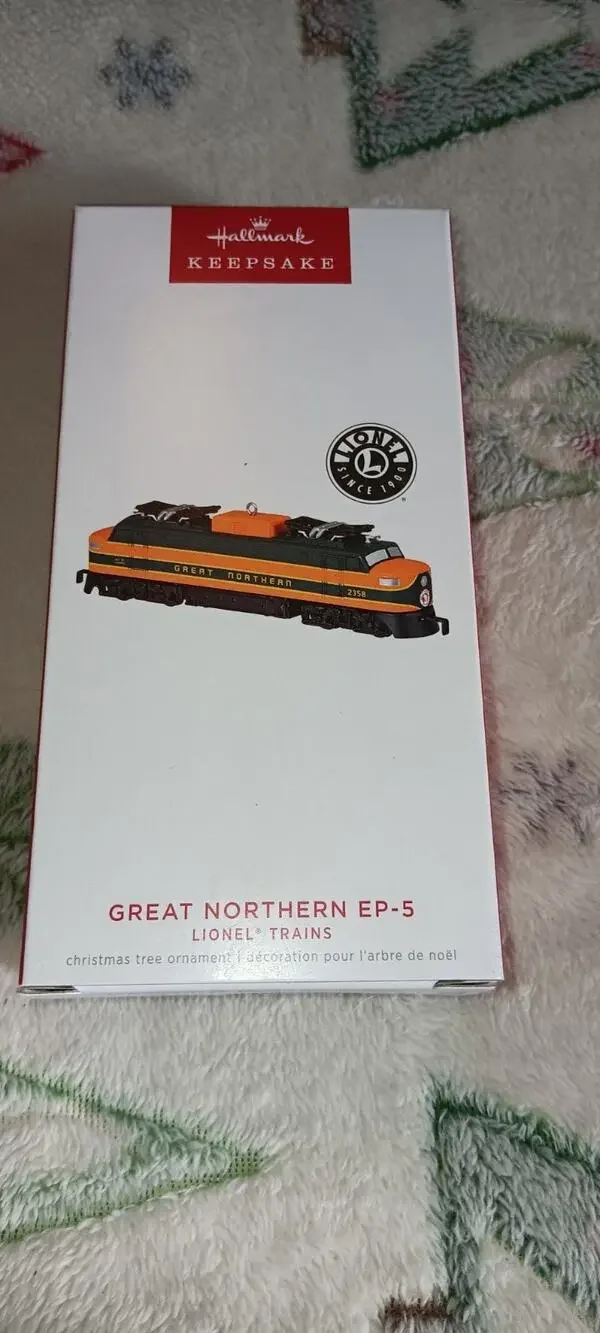 Hallmark Lionel Trains GREAT NORTHERN EP-5 Locomotive Christmas Ornament Used