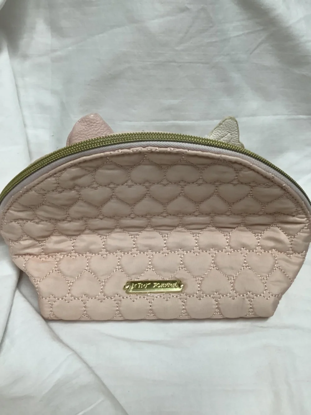 Betsey Johnson adorable pig