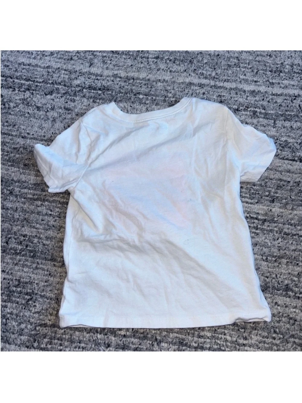Old Navy White Kids Tee with Pink Square and Red Apple Graphic