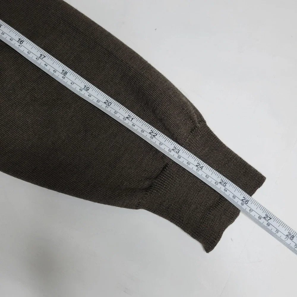 Lord & Taylor neck design