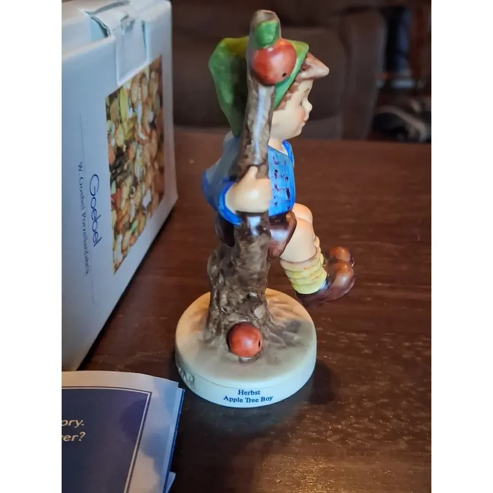 Hummel, Goebel this figurine