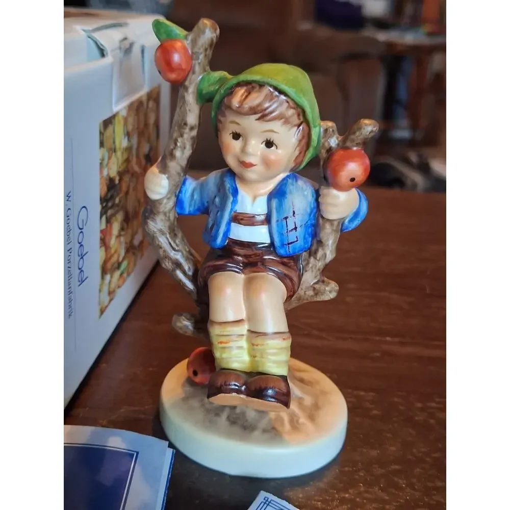 Hummel, Goebel this figurine