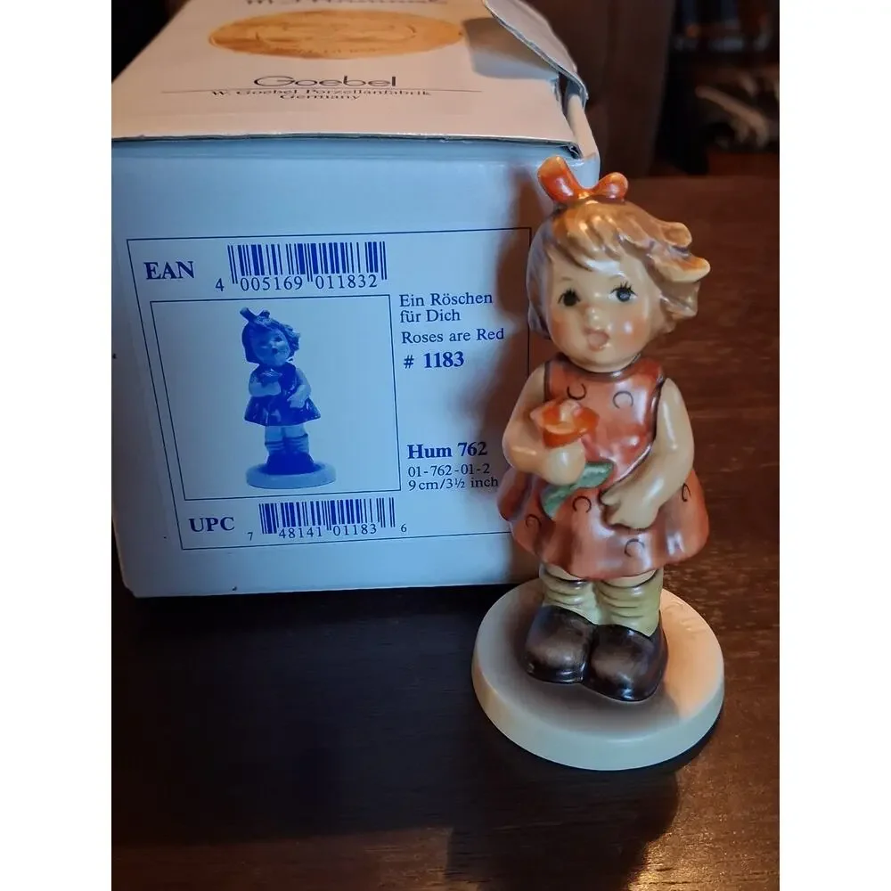 Hummel this figurine