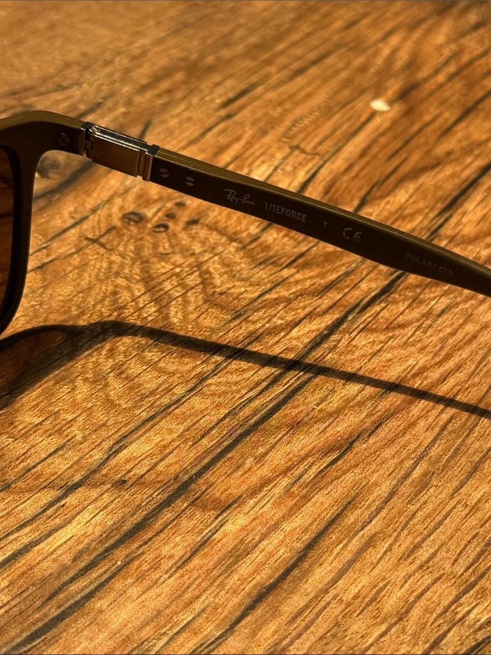 Ray-Ban authentic ray