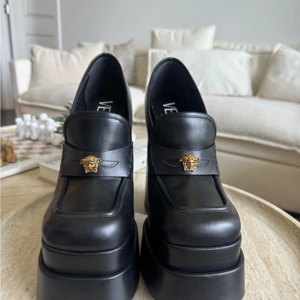 Versace aevitas leather