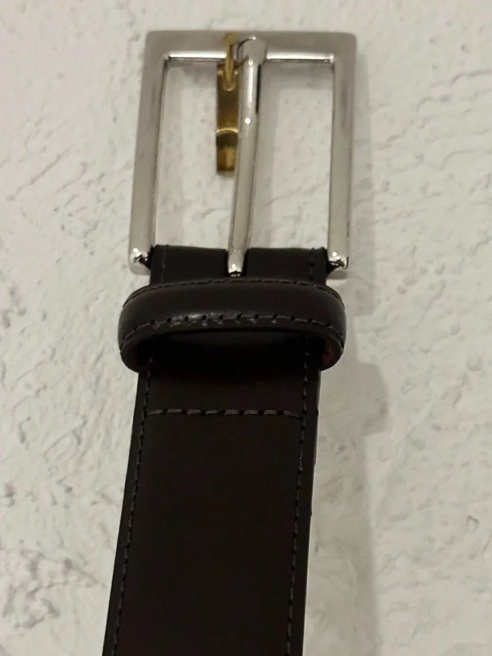Brooks Brothers details dark