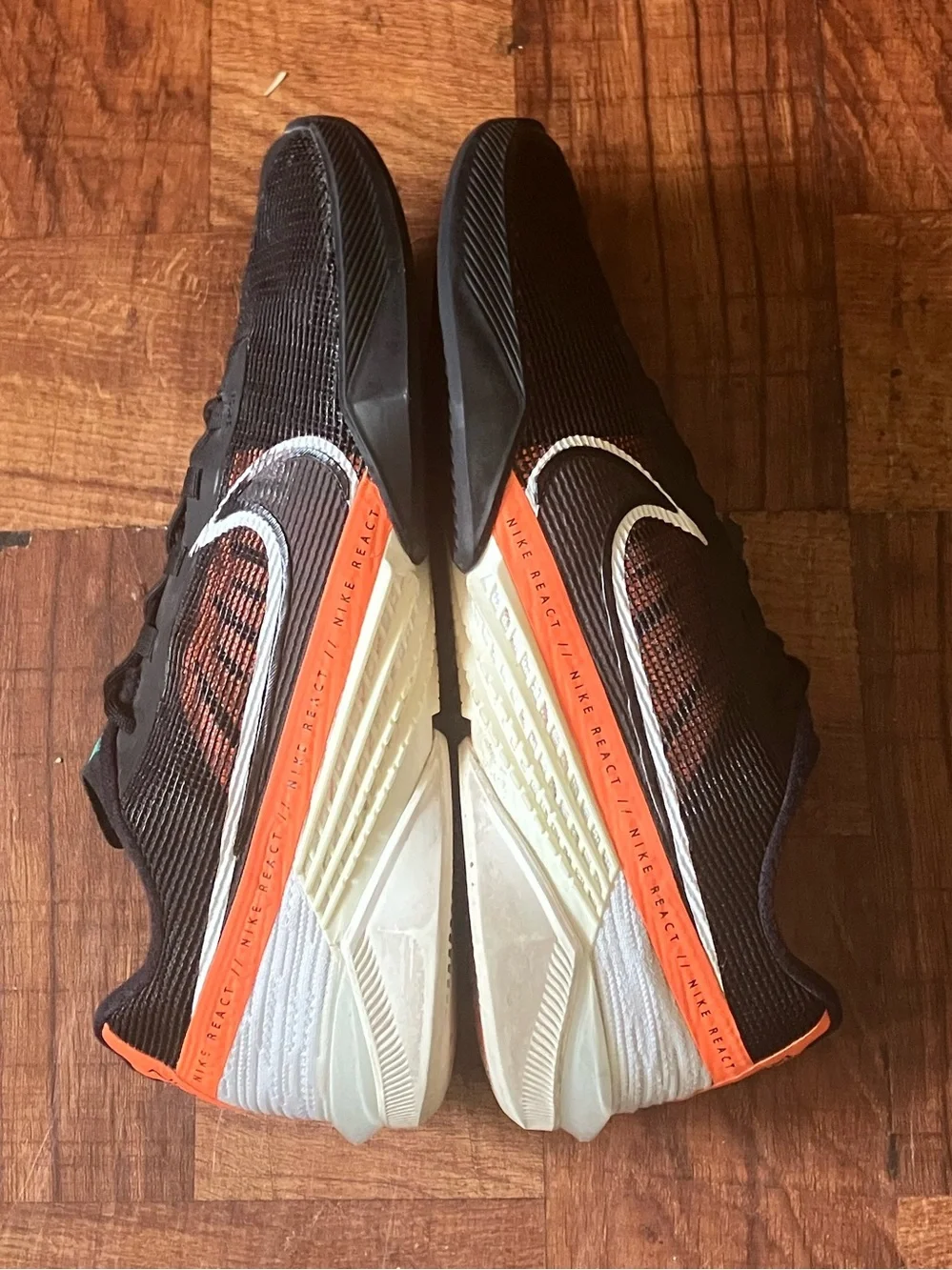 Nike Metcon Turbo React Black Total Orange Size 10