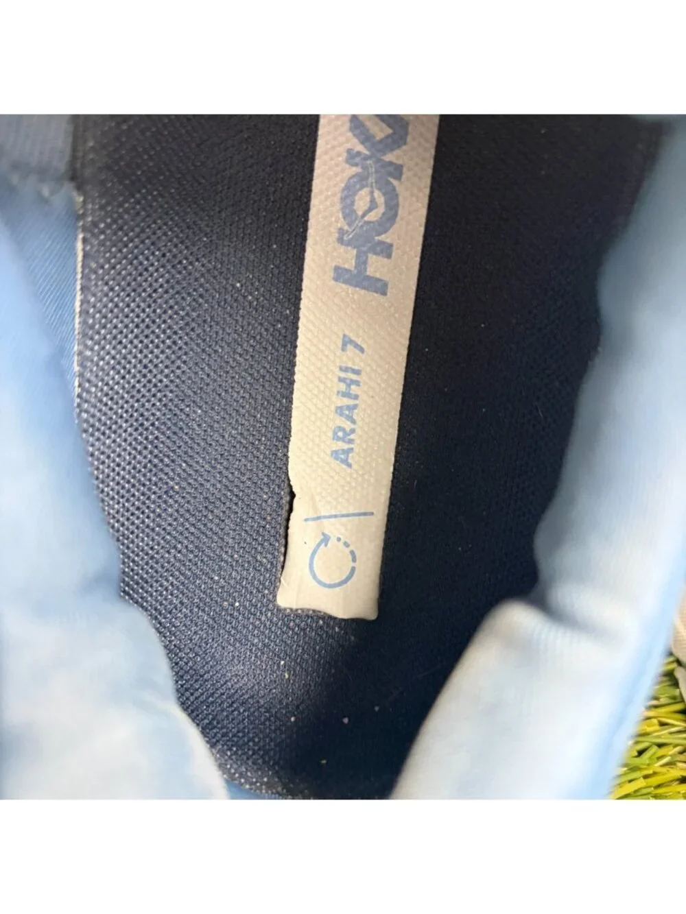 Hoka seller notes