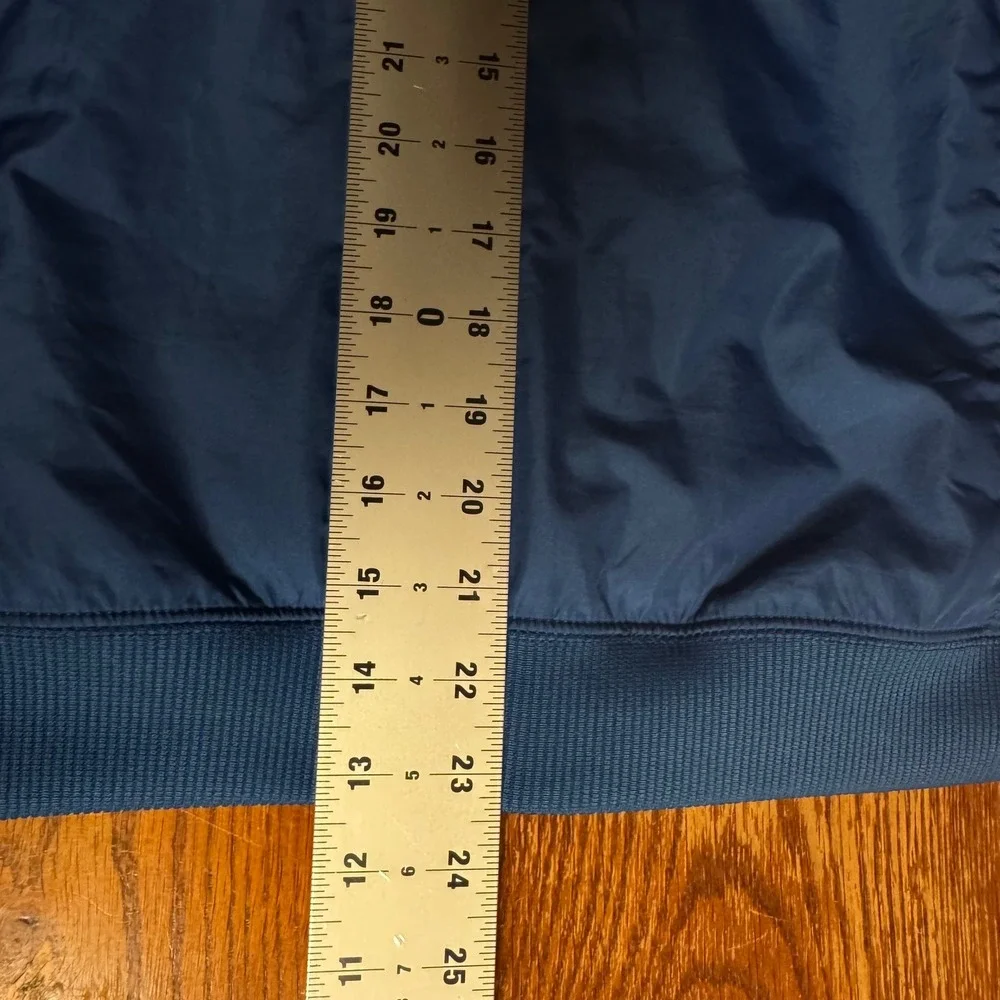 Nike jacket features