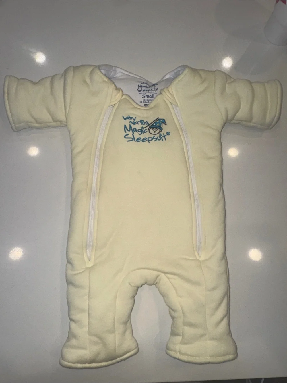 Halo Cream Magic Sleepsuit Baby One-Piece Footie size 3-6 GREAT CONDITION