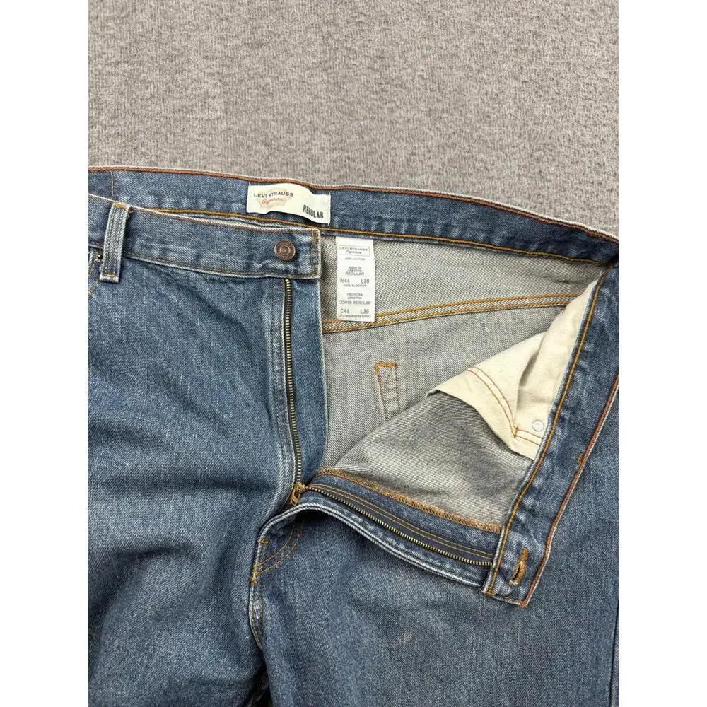 Levis classic levi