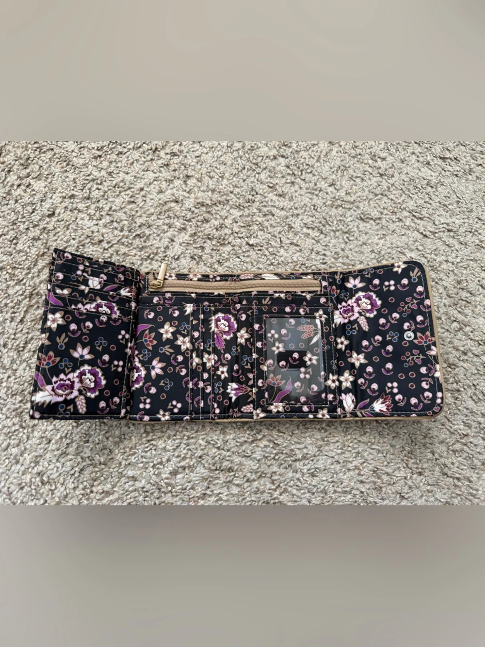 Vera Bradley compact quilted